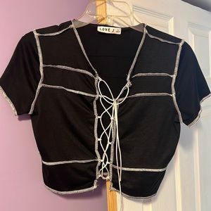 New without tag lace up cropped black top